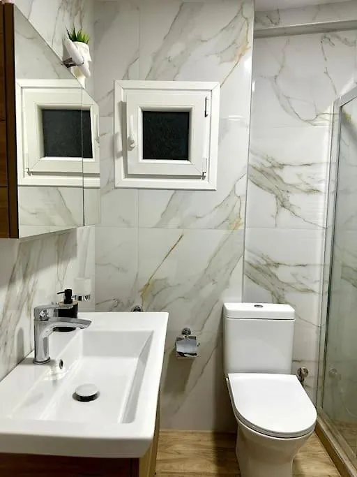 Ellis Oasis Apartment Θεσσαλονίκη 0*,  Ελλάδα